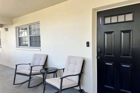 Condominio en alquiler en Sarasota, Florida, 2 dormitorios, 103.86 m2 № 1723940 - foto 19