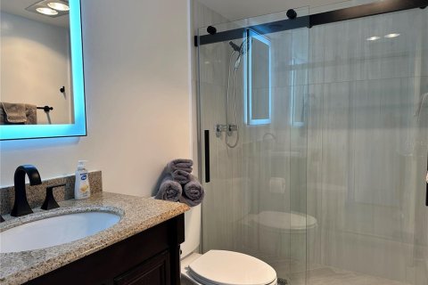 Condominio en alquiler en Sarasota, Florida, 2 dormitorios, 103.86 m2 № 1723940 - foto 11