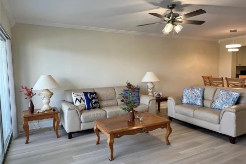 Condominio en alquiler en Sarasota, Florida, 2 dormitorios, 103.86 m2 № 1723940 - foto 2
