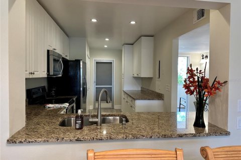 Condominio en alquiler en Sarasota, Florida, 2 dormitorios, 103.86 m2 № 1723940 - foto 24