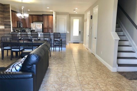 Townhouse in Orlando, Florida 3 bedrooms, 152.17 sq.m. № 2378009 - photo 3