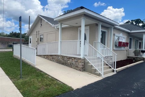 Commercial property in Ocala, Florida 322.93 sq.m. № 1884909 - photo 2