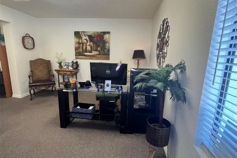 Commercial property in Ocala, Florida 322.93 sq.m. № 1884909 - photo 6