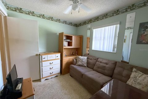 Casa en venta en Orlando, Florida, 3 dormitorios, 125.42 m2 № 2369336 - foto 18