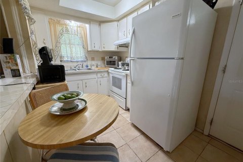 Casa en venta en Orlando, Florida, 3 dormitorios, 125.42 m2 № 2369336 - foto 9