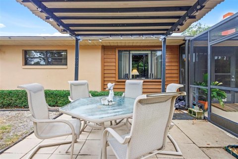 Casa en venta en Deltona, Florida, 3 dormitorios, 148.55 m2 № 1848052 - foto 9