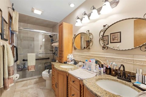 Casa en venta en Deltona, Florida, 3 dormitorios, 148.55 m2 № 1848052 - foto 25