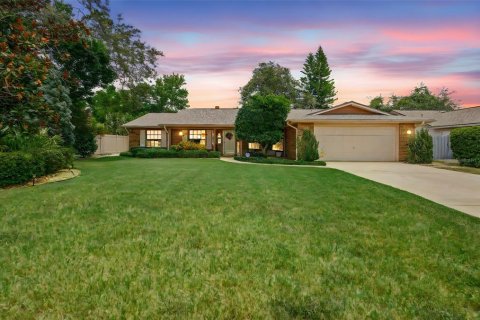Casa en venta en Deltona, Florida, 3 dormitorios, 148.55 m2 № 1848052 - foto 1