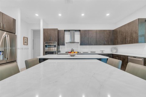 House in Parkland, Florida 5 bedrooms, 367.8 sq.m. № 2058283 - photo 6