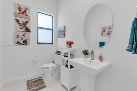 House in Parkland, Florida 5 bedrooms, 367.8 sq.m. № 2058283 - photo 26