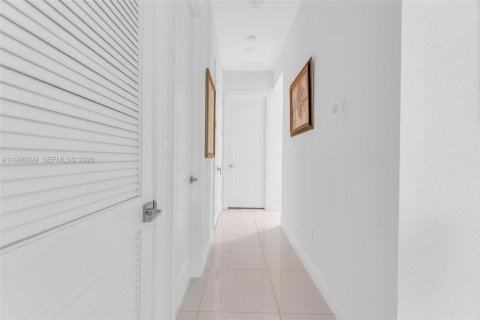 House in Parkland, Florida 5 bedrooms, 367.8 sq.m. № 2058283 - photo 25