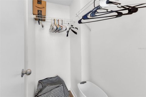 Condo in Port Charlotte, Florida, 2 bedrooms № 2205973 - photo 22