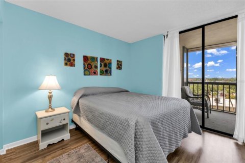 Condo in Port Charlotte, Florida, 2 bedrooms № 2205973 - photo 26