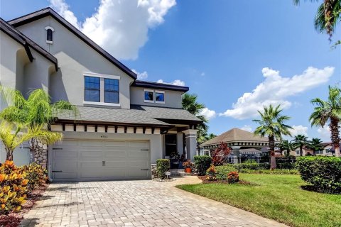 Townhouse in Wesley Chapel, Florida 3 bedrooms, 191.01 sq.m. № 1853686 - photo 2