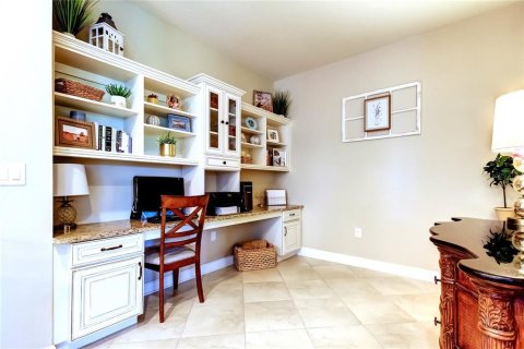 Townhouse in Wesley Chapel, Florida 3 bedrooms, 191.01 sq.m. № 1853686 - photo 7