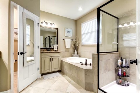 Townhouse in Wesley Chapel, Florida 3 bedrooms, 191.01 sq.m. № 1853686 - photo 21