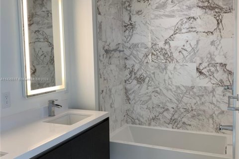 Copropriété à vendre à Miami, Floride: 1 chambre, 87.05 m2 № 1939627 - photo 15