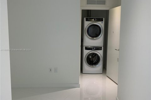 Copropriété à vendre à Miami, Floride: 1 chambre, 87.05 m2 № 1939627 - photo 7