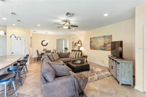 Villa ou maison à vendre à Bradenton, Floride: 3 chambres, 171.31 m2 № 1916611 - photo 17