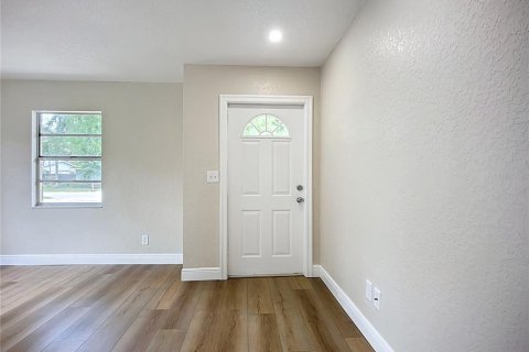 Villa ou maison à vendre à Bradenton, Floride: 4 chambres, 116.87 m2 № 1806859 - photo 5