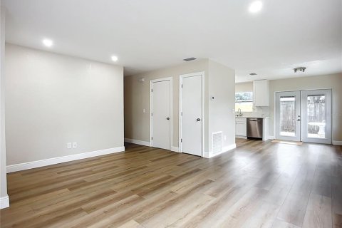 Villa ou maison à vendre à Bradenton, Floride: 4 chambres, 116.87 m2 № 1806859 - photo 7