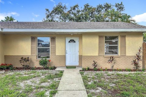 Villa ou maison à vendre à Bradenton, Floride: 4 chambres, 116.87 m2 № 1806859 - photo 4