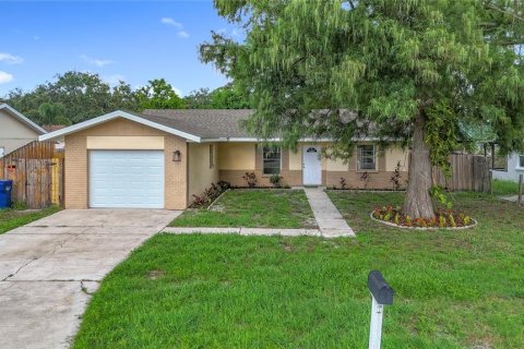 Villa ou maison à vendre à Bradenton, Floride: 4 chambres, 116.87 m2 № 1806859 - photo 2
