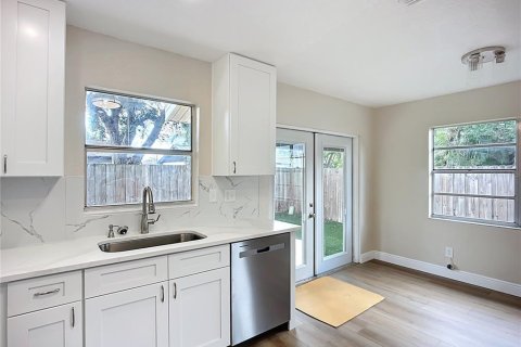 Villa ou maison à vendre à Bradenton, Floride: 4 chambres, 116.87 m2 № 1806859 - photo 20