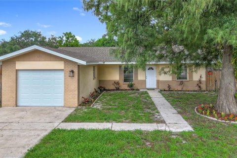 Villa ou maison à vendre à Bradenton, Floride: 4 chambres, 116.87 m2 № 1806859 - photo 1