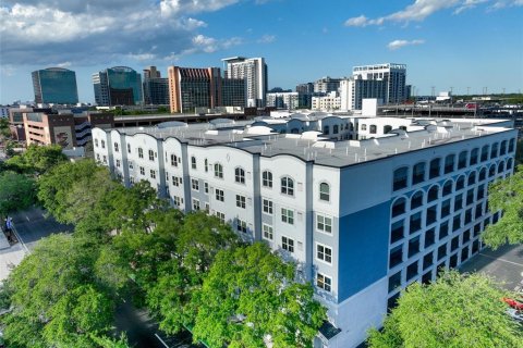 Copropriété à vendre à Orlando, Floride: 2 chambres, 103.59 m2 № 2108125 - photo 28