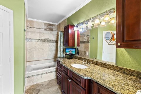 Copropriété à vendre à Orlando, Floride: 2 chambres, 103.59 m2 № 2108125 - photo 15