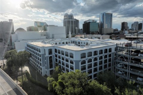 Copropriété à vendre à Orlando, Floride: 2 chambres, 103.59 m2 № 2108125 - photo 30
