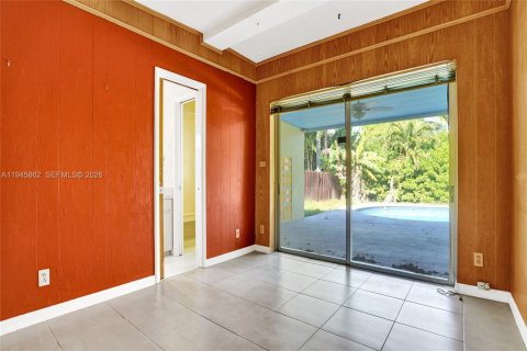 Casa en venta en North Miami Beach, Florida, 3 dormitorios, 176.51 m2 № 2011307 - foto 29