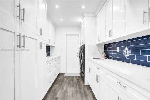 Casa en venta en North Miami Beach, Florida, 3 dormitorios, 176.51 m2 № 2011307 - foto 16