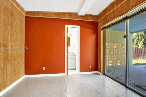 Casa en venta en North Miami Beach, Florida, 3 dormitorios, 176.51 m2 № 2011307 - foto 30