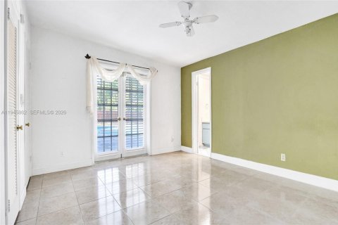 Casa en venta en North Miami Beach, Florida, 3 dormitorios, 176.51 m2 № 2011307 - foto 27
