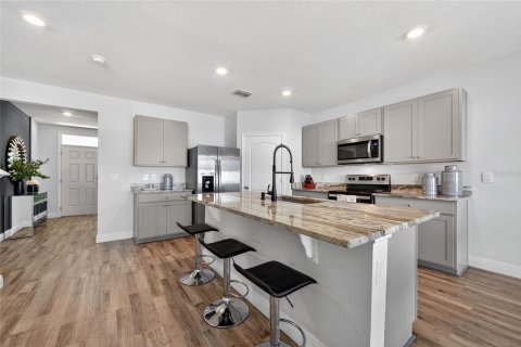 Villa ou maison à vendre à New Smyrna Beach, Floride: 5 chambres, 248.42 m2 № 1805585 - photo 13