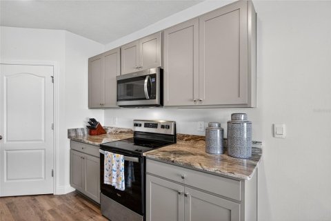 Villa ou maison à vendre à New Smyrna Beach, Floride: 5 chambres, 248.42 m2 № 1805585 - photo 15