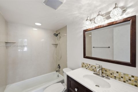 Condominio en venta en Boynton Beach, Florida, 2 dormitorios, 89.46 m2 № 2070787 - foto 29