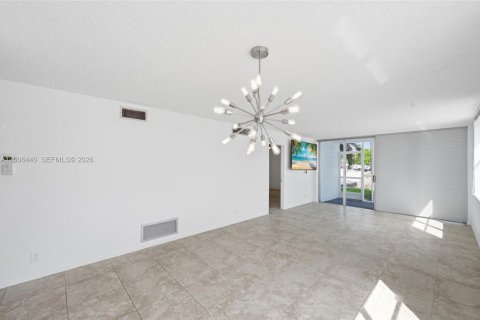 Condominio en venta en Boynton Beach, Florida, 2 dormitorios, 89.46 m2 № 2070787 - foto 5