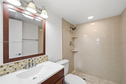 Condominio en venta en Boynton Beach, Florida, 2 dormitorios, 89.46 m2 № 2070787 - foto 7