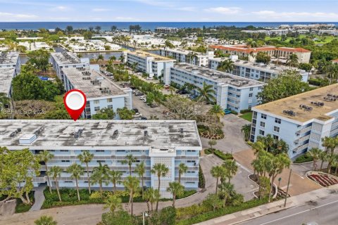 Condominio en venta en Boynton Beach, Florida, 2 dormitorios, 89.46 m2 № 2070787 - foto 10
