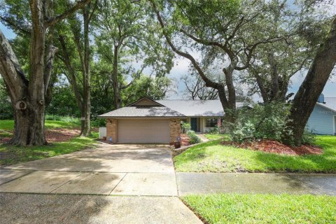 House in Orlando, Florida 4 bedrooms, 189.52 sq.m. № 1879071 - photo 2