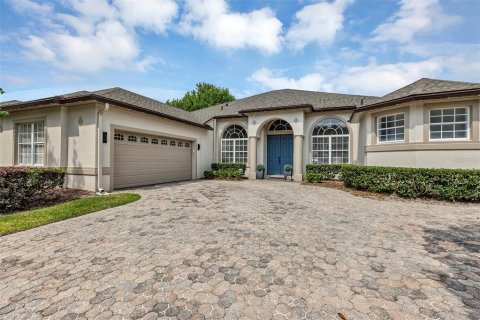 House in Winter Springs, Florida 4 bedrooms, 260.41 sq.m. № 2096588