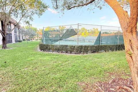 Appartement à louer à Pembroke Pines, Floride: 2 chambres, 74.88 m2 № 2046137 - photo 17