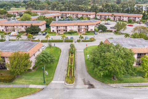 Appartement à louer à Pembroke Pines, Floride: 2 chambres, 74.88 m2 № 2046137 - photo 21