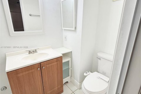 Appartement à louer à Pembroke Pines, Floride: 2 chambres, 74.88 m2 № 2046137 - photo 12