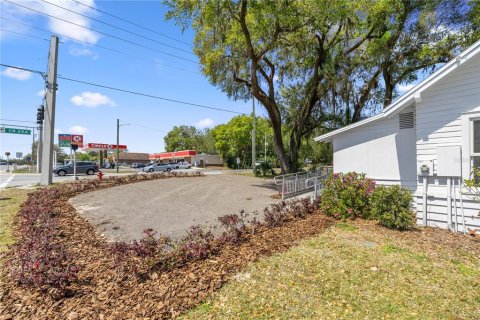 Commercial property in Fruitland Park, Florida 102.19 sq.m. № 2378332 - photo 9
