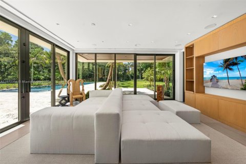 Casa en venta en Coral Gables, Florida, 7 dormitorios № 1982569 - foto 17