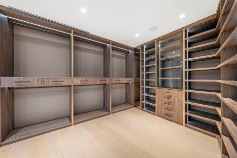 Casa en venta en Coral Gables, Florida, 7 dormitorios № 1982569 - foto 29